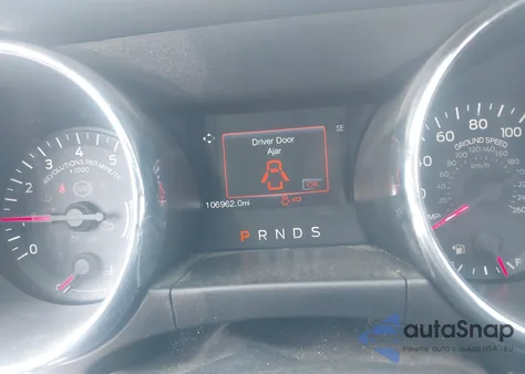 2016 Ford Mustang V6 z USA, uszkodzony, nr VIN 1FA6P8AM5G5298831